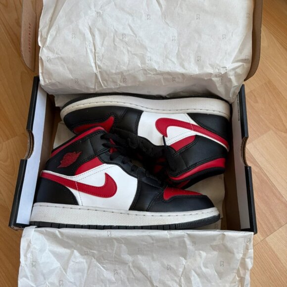 Air Jordan 1